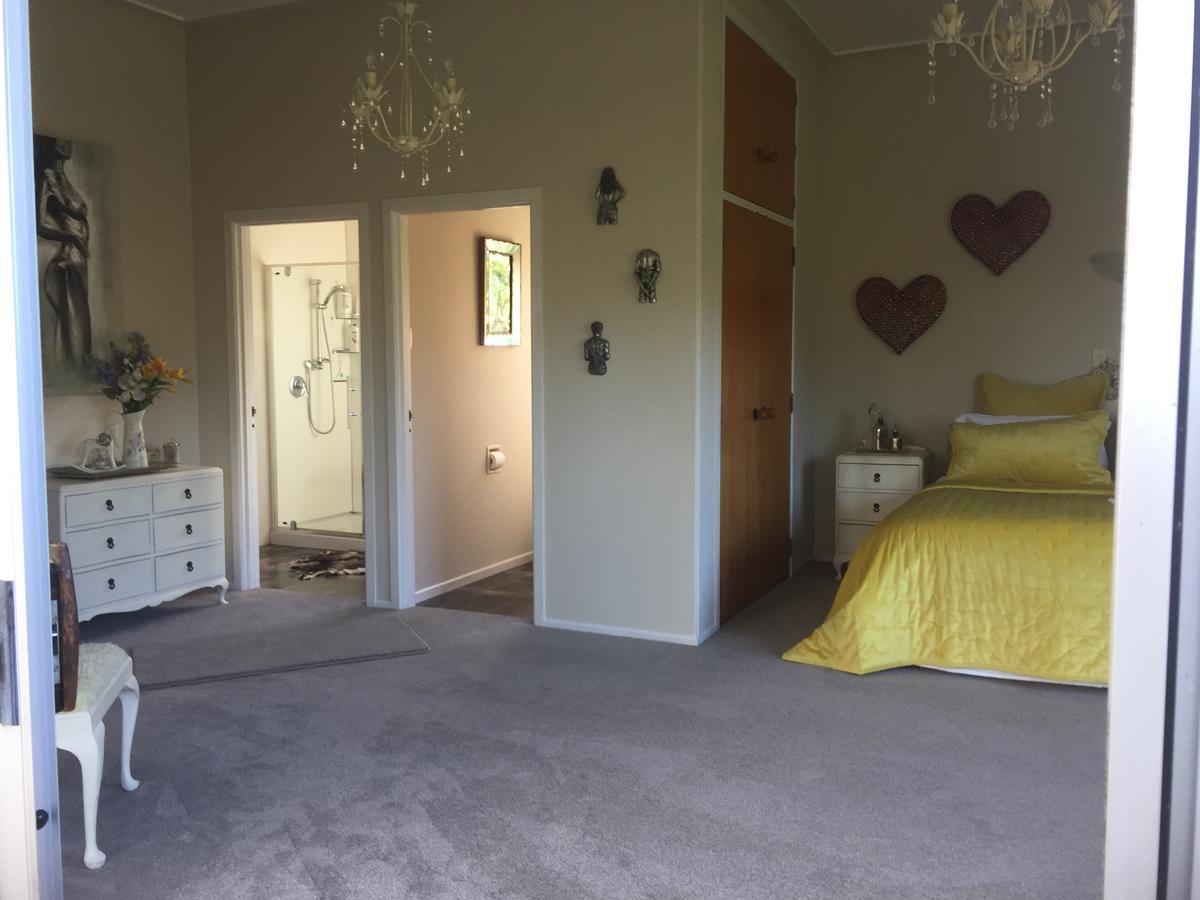 The Olive Grove Guest House Te Kopuru Luaran gambar